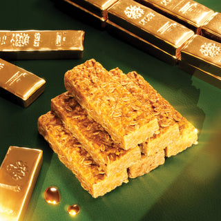 a mountain of Lyle's Golden Syrup flapjacks