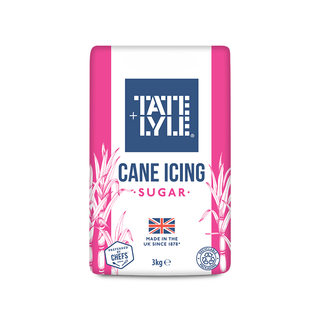 Bag of Tate & Lyle Icing Sugar 3kg against white background